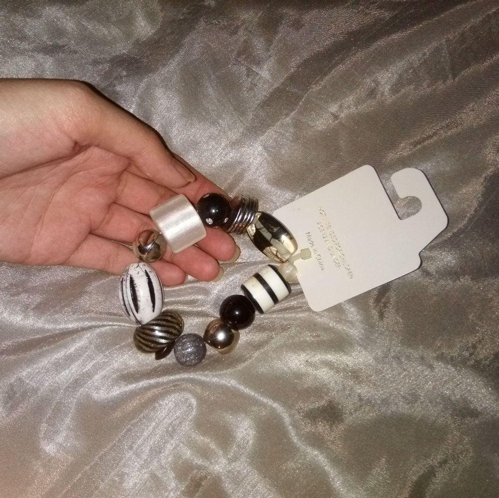 Bracelet - Picture 2 of 2